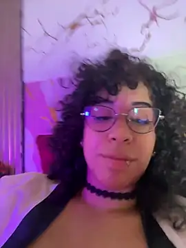 Woo_isDaphne webcam