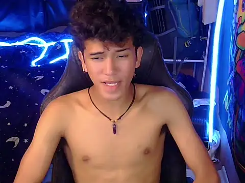 hugekenbigcock webcam