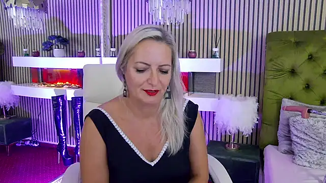 LadyTouch webcam