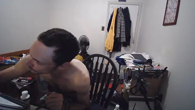 JohnnyMoves webcam