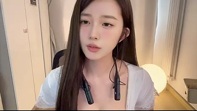 yiyi5588 live sex cam