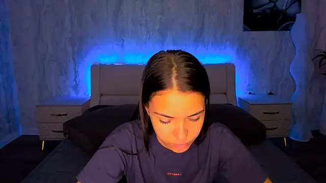 AlexaBarkley webcam