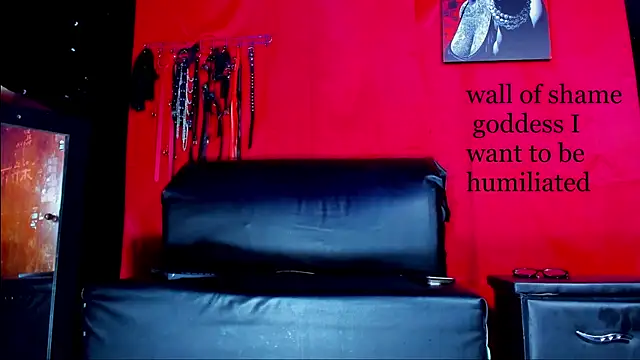 artemisastone (F young) - goddess footjob whit toy