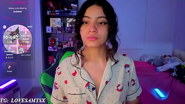 Lovelyamyy webcam
