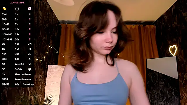 LanaBlu_ webcam