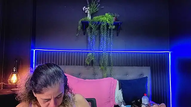sasi_luna webcam