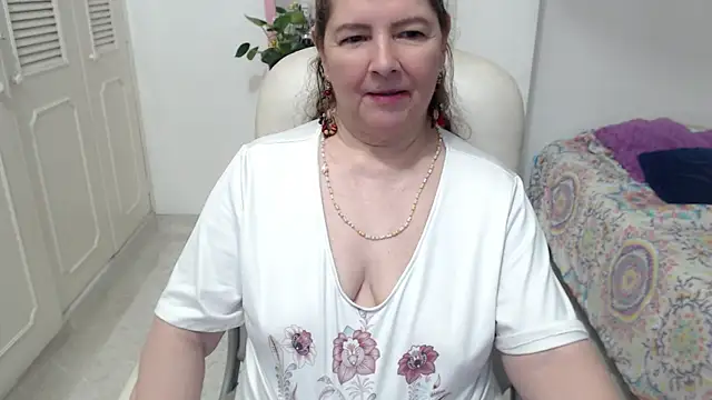 leonela_69 webcam