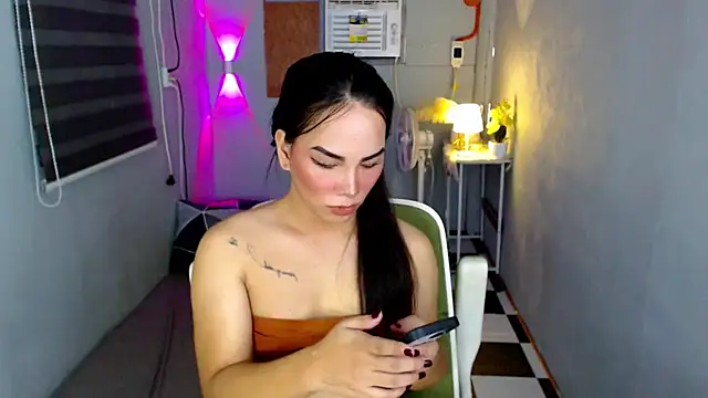SanyaGirlx live cam on StripChat