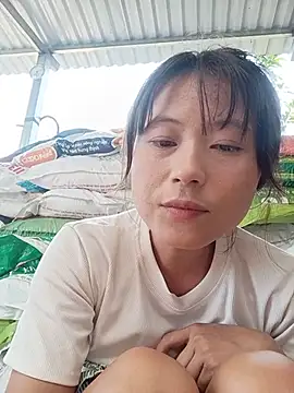 Linda-yiyi webcam