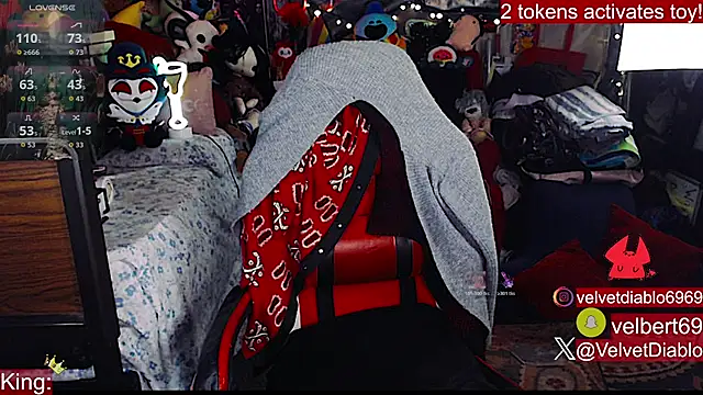 VelvetDiablo webcam