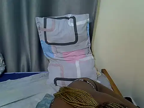 sexxydollyy webcam