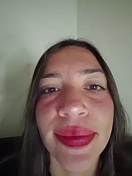 loveuu-bae webcam