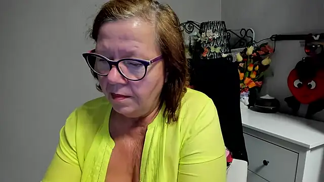 Adelewildx webcam