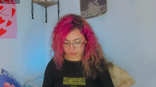 MarieTaylor_ webcam