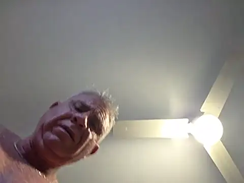 Handsolo_porn webcam