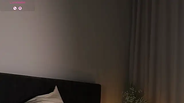 LettySlovacek webcam