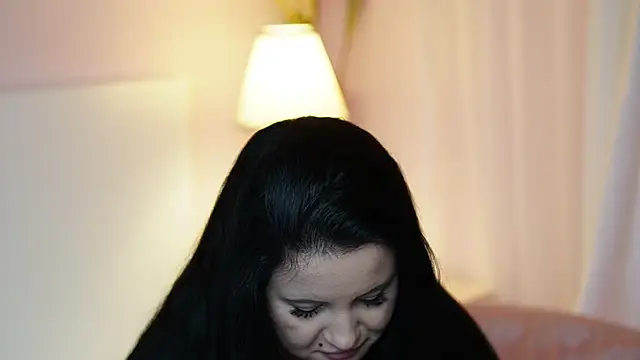 AdelineMoon webcam