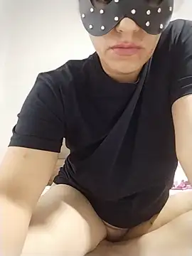 Nergiz2135 webcam