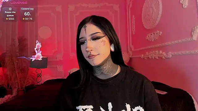Kat_VonDe webcam