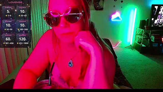 XxMs_StarzxX webcam