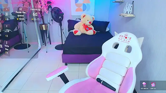 Maggy_t18 webcam