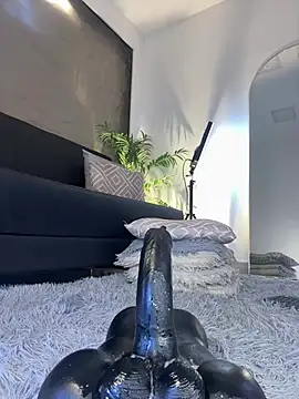 Isa__Blanc webcam