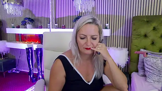 LadyTouch webcam