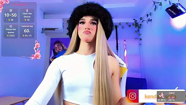 Sophiaa_doll_ webcam