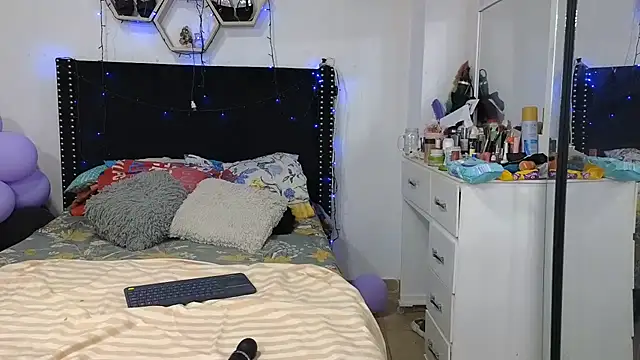 charlotte_077 webcam