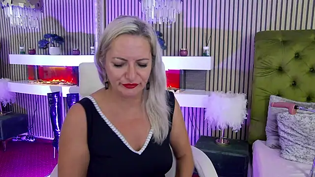 LadyTouch webcam