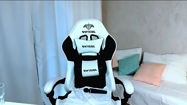 Lily_Daviss webcam