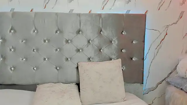 vanessa_saquirt webcam
