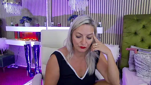 LadyTouch webcam