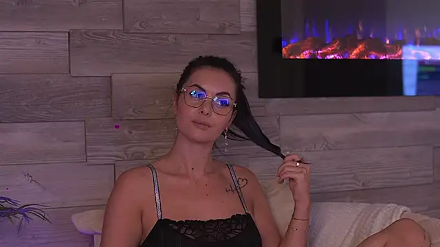 SeductiveMom webcam