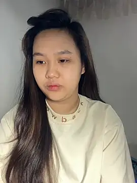 Almira6868 webcam
