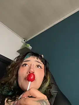 baby_akuma_ webcam