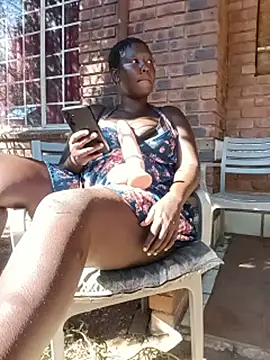 DarkQueen_94 webcam