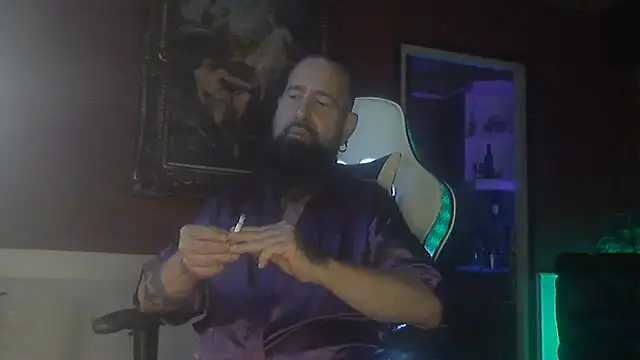 maseurbeardedpig webcam
