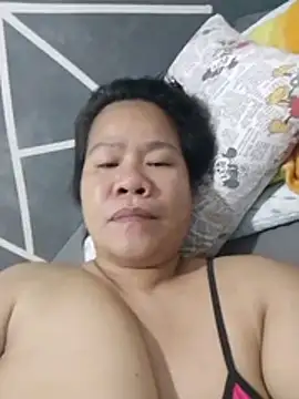 AsianbouncieGIRL webcam