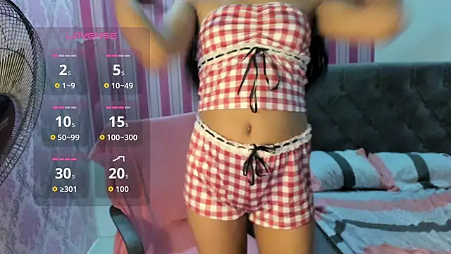 Mica_Jones webcam