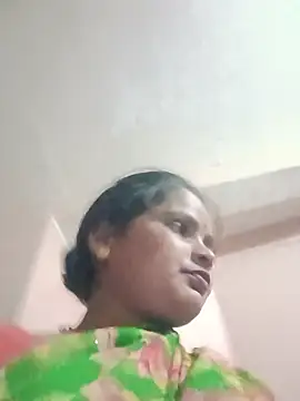 Divya_hot88 webcam