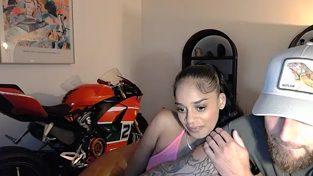thapakislut_ webcam