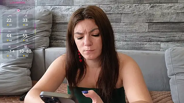 Vika_loves_you webcam