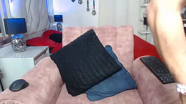 nati_muscle webcam