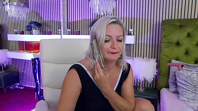 LadyTouch webcam
