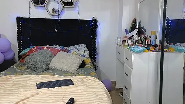 charlotte_077 webcam
