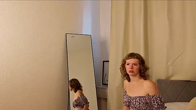 VioletDesiree webcam