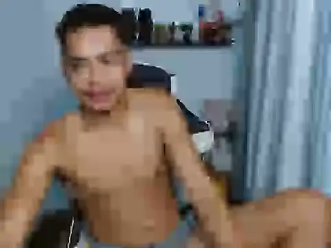 curlyasian_njxx webcam
