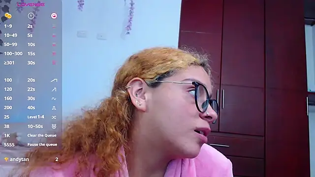 Sarabubbie webcam