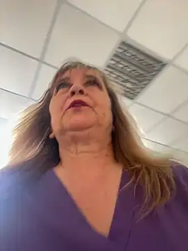 Irina2909@xh webcam